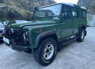 Land-Rover Defender