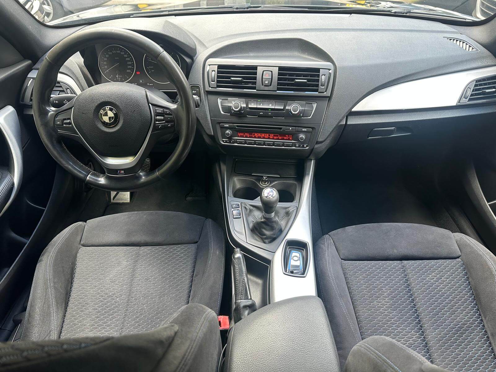 BMW Série 1 118D