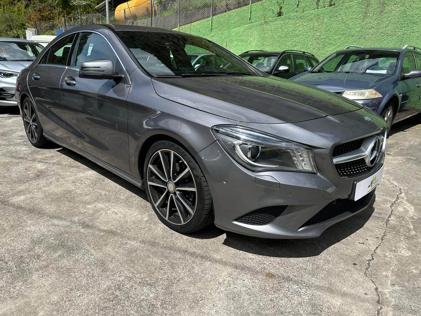 Mercedes CLA 200