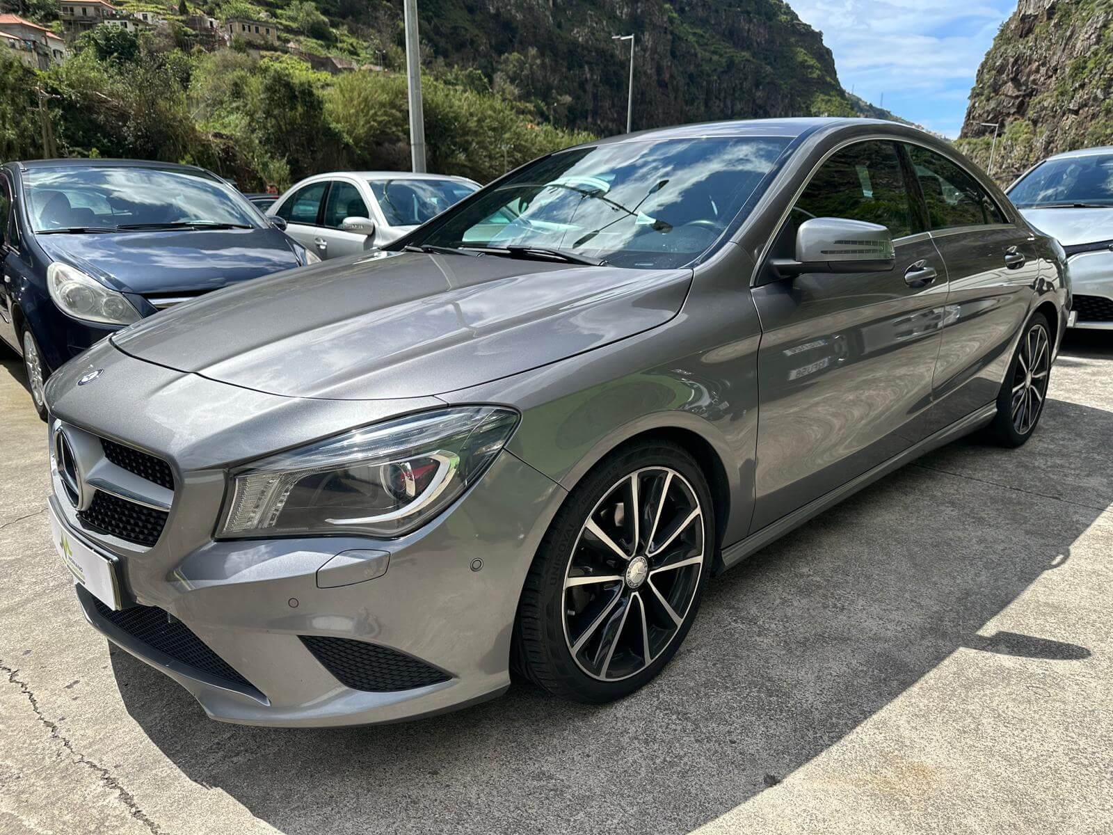 Mercedes CLA 200