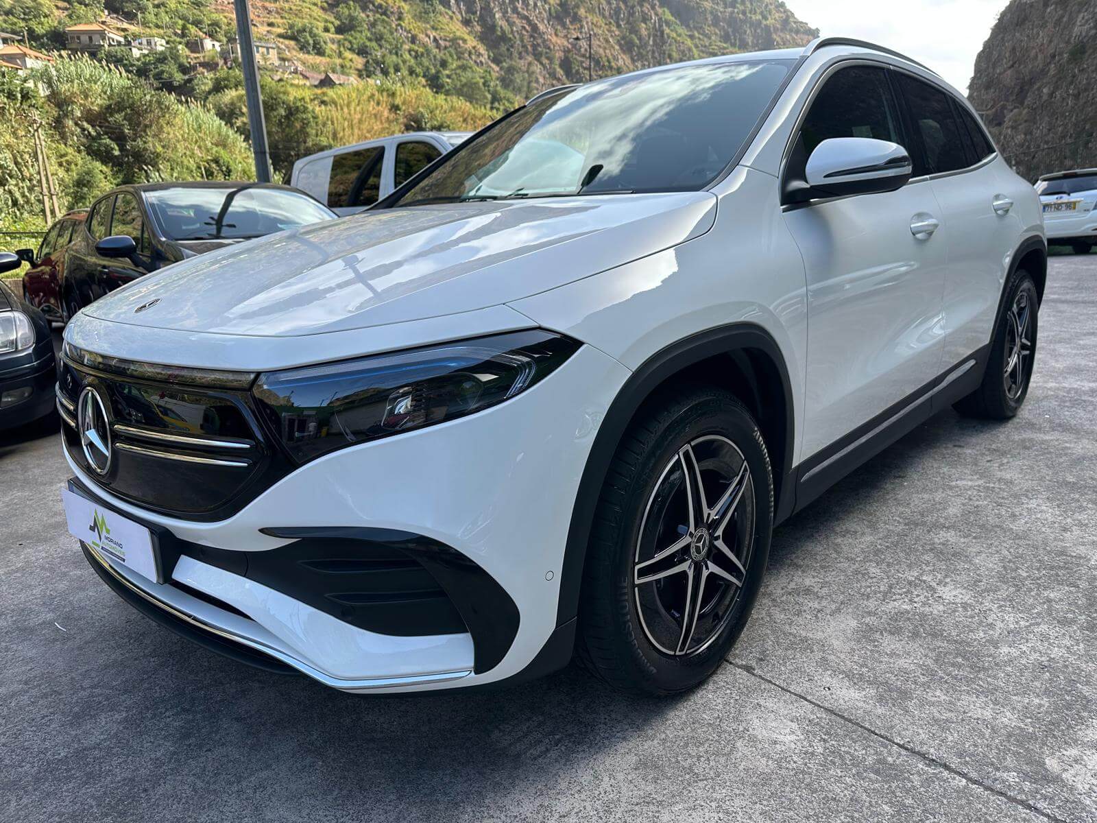 Mercedes EQA 300 4Matic AMG
