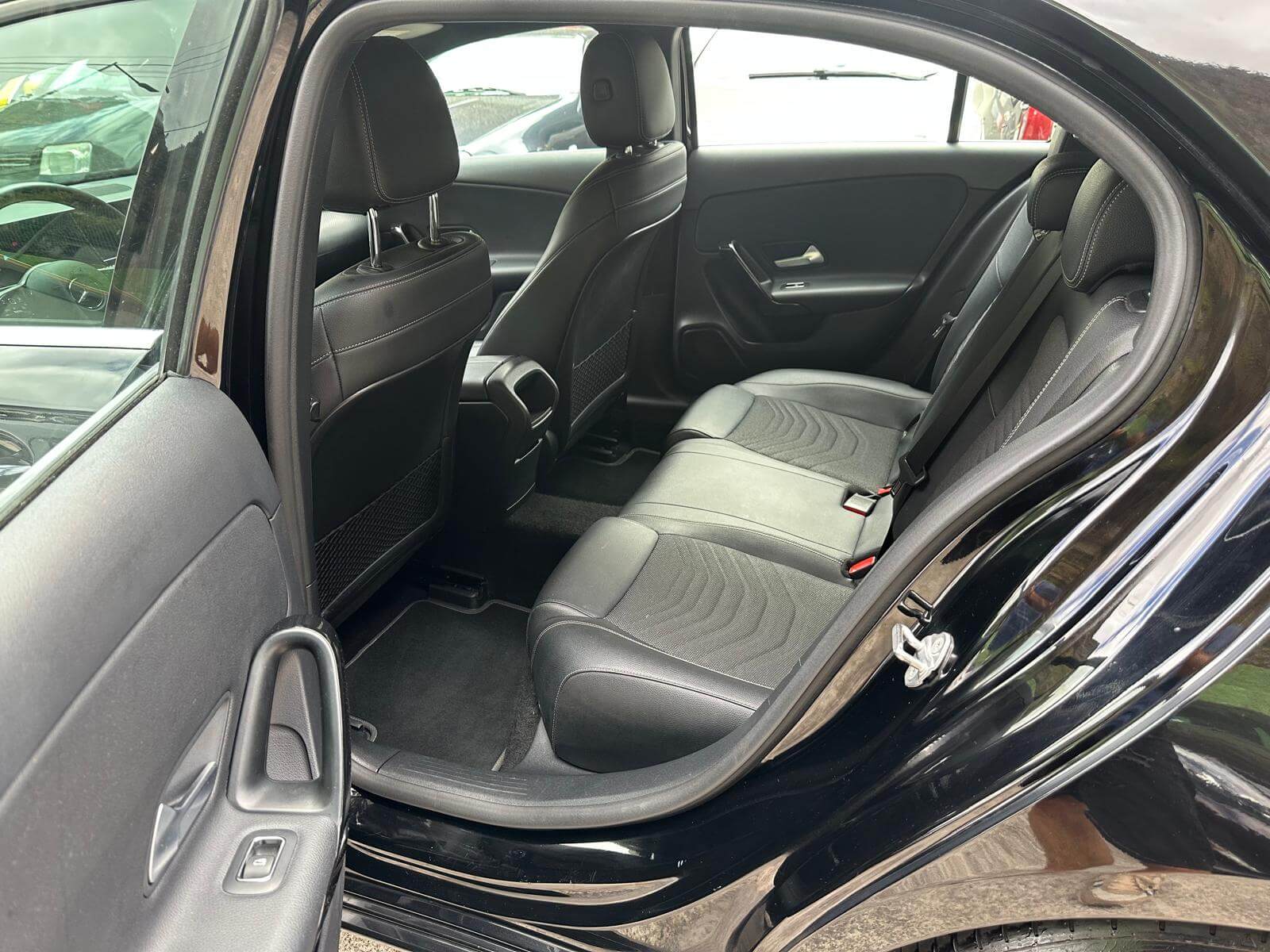 Mercedes A180d